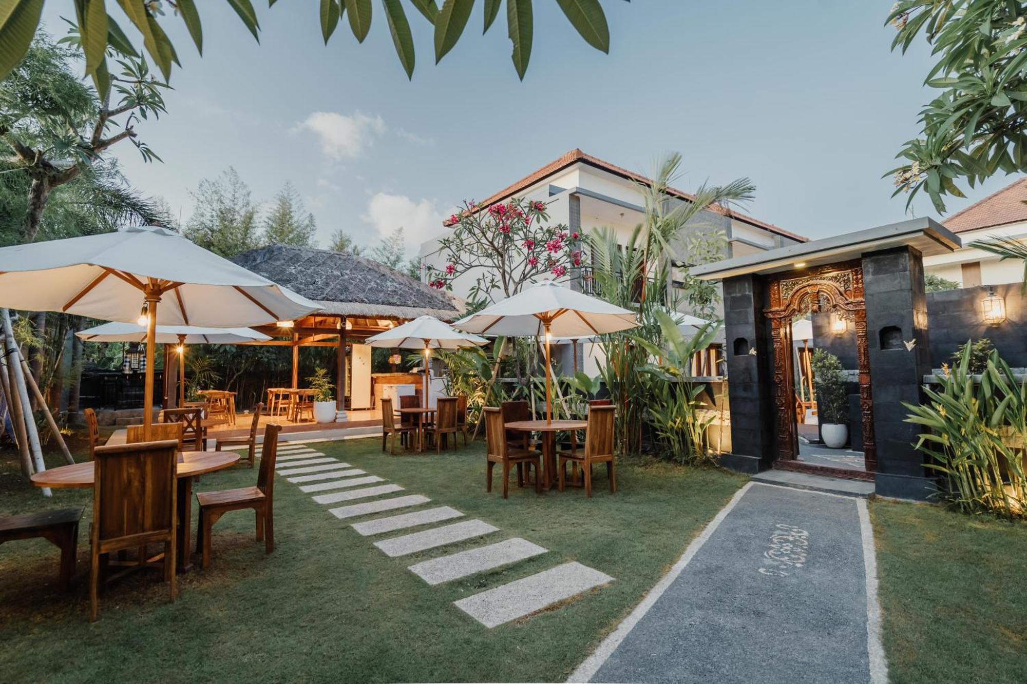 You Suite Seminyak Legian Exterior foto